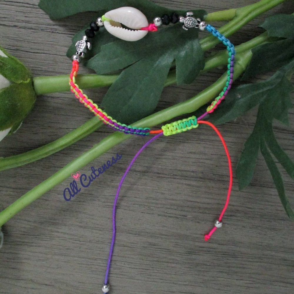 🎀 Neon Color Beaded Adjustable Bracelet